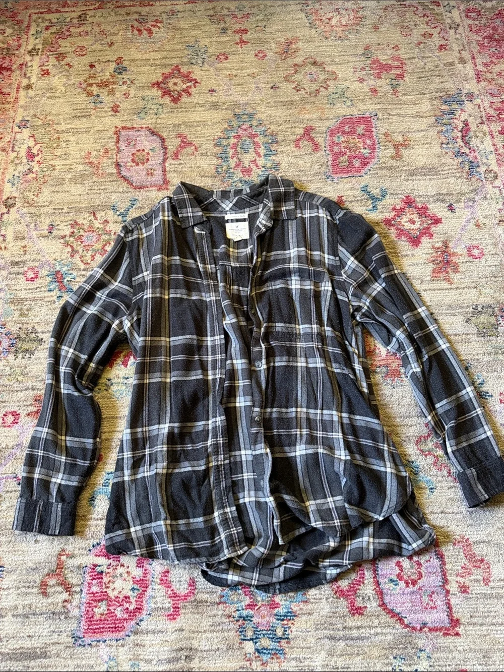 American Eagle Outfitters Black and White Plaid Button-Up Shirt